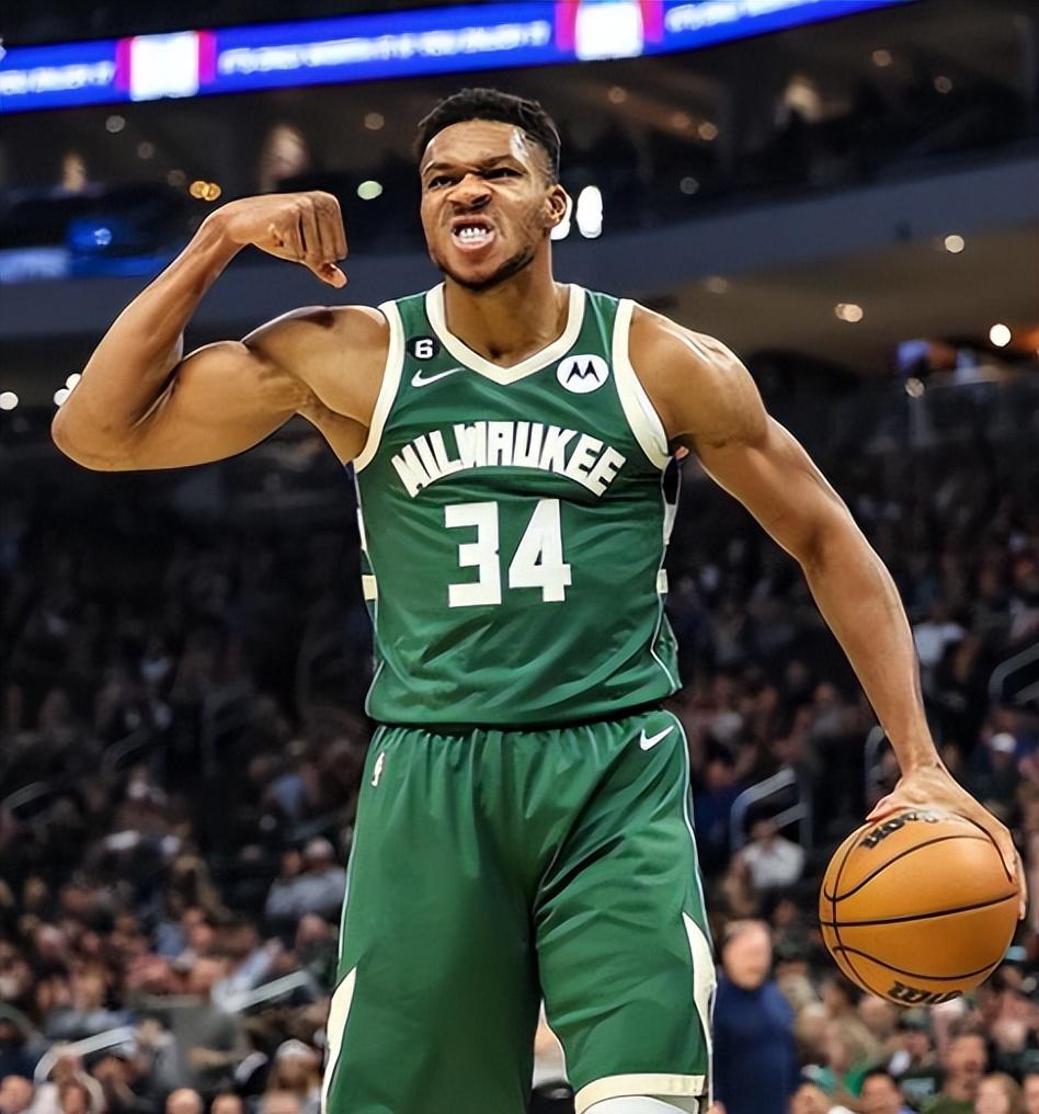 布冯：迈尼昂展现决定性作用，想夺冠的球队必须要有这种门将（布冯：迈尼昂展现关键影响力，争冠球队离不开这种门将）