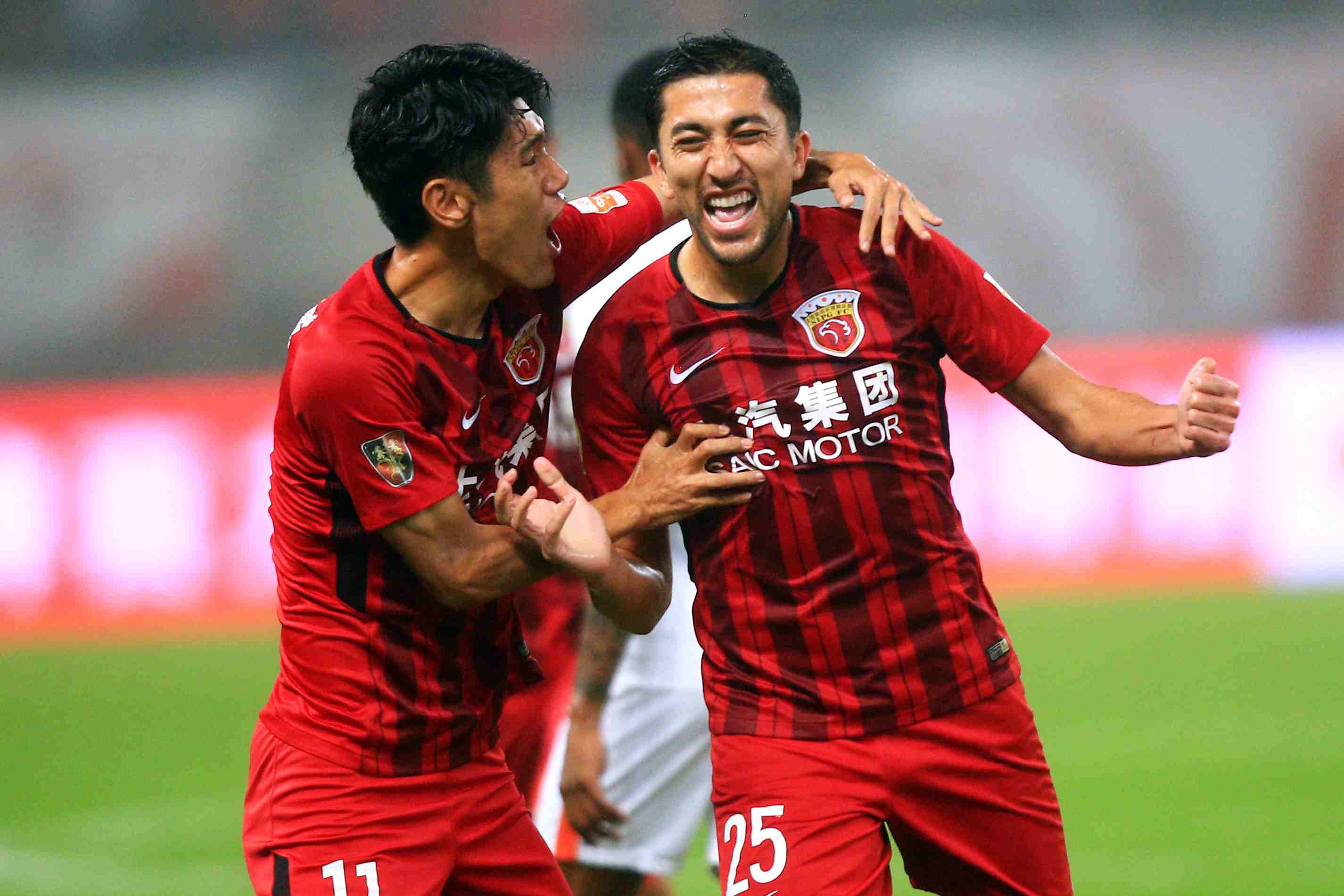 雷霆主帅：首战马刺是“试金石”，不过度准备专注实战检验（雷霆主帅：马刺揭幕战是试金石，不过度准备，以实战见真章）