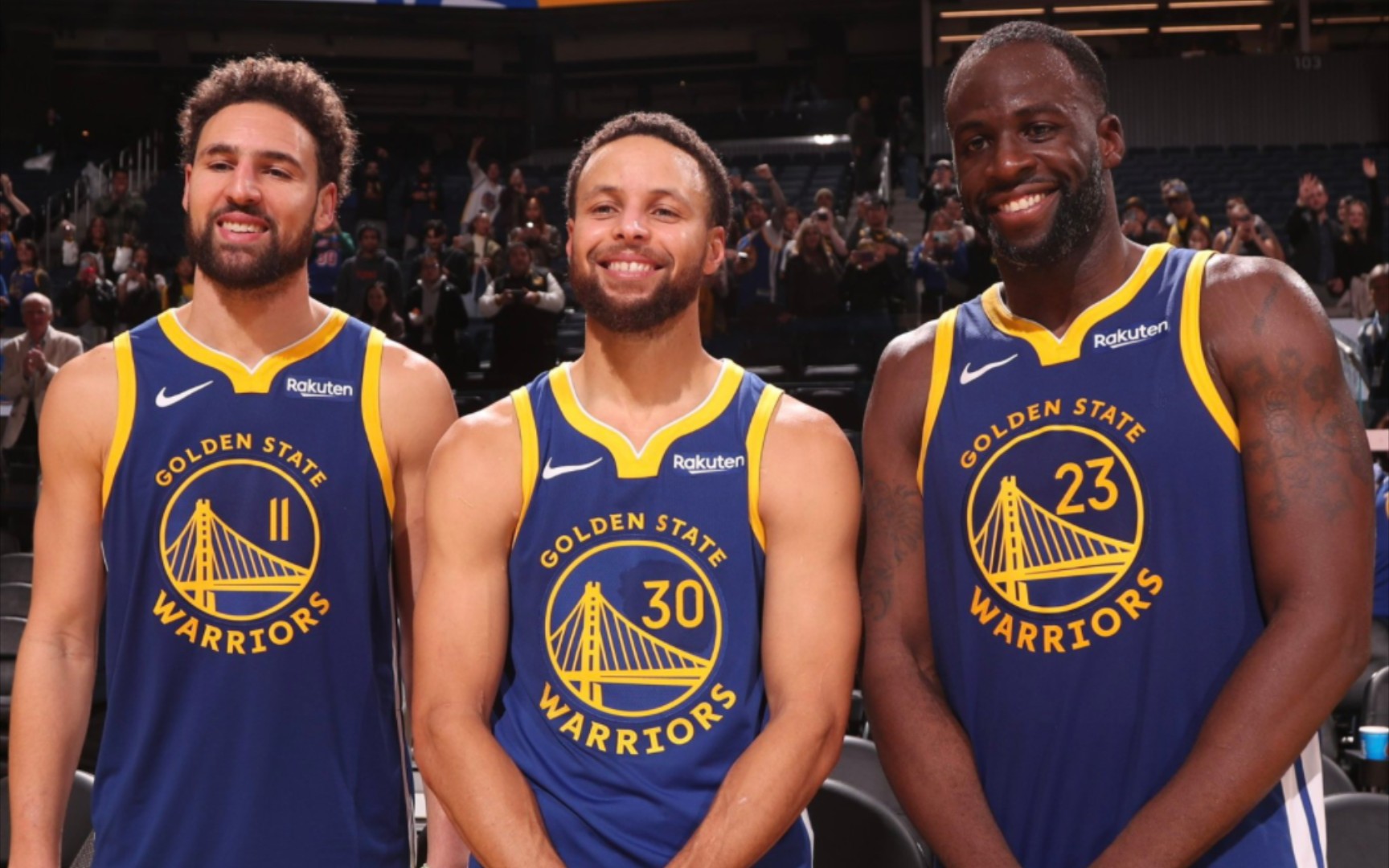 踢球者评德甲第11轮最佳阵容：卡尔、奥利塞、于帕、拜尔入选（《踢球者》评出德甲第11轮最佳阵容：卡尔、奥利塞、于帕、拜尔在列）