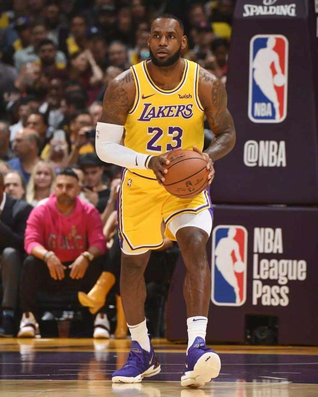 托利索：会努力争取世界杯席位；若无缘，我女儿们会更开心（托利索：我会为世界杯名额拼尽全力；若落选，女儿们反而更开心）