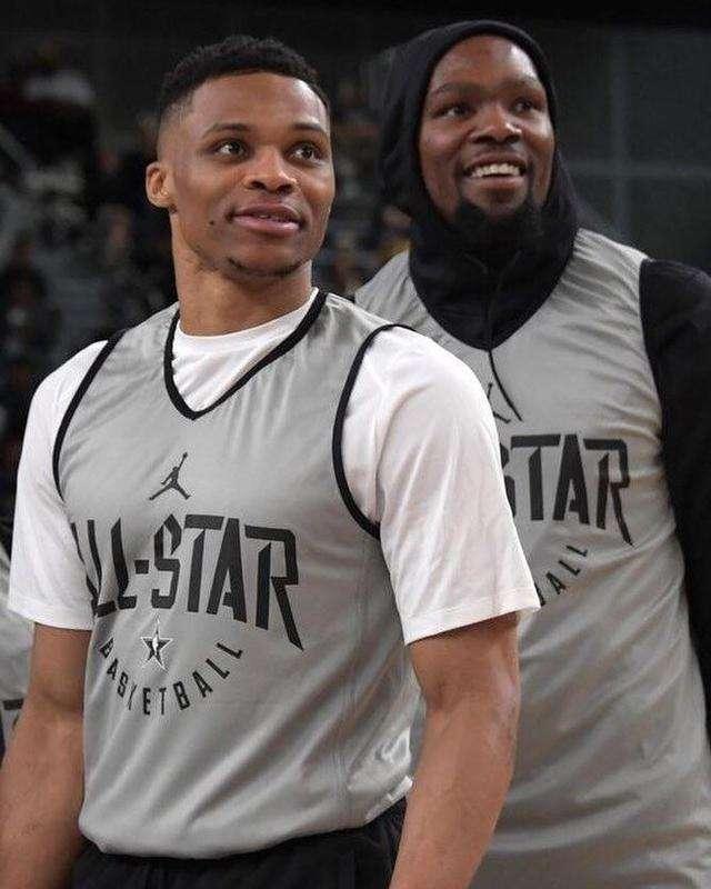 孙兴慜：我不会在冬窗租借回欧洲；作为前锋进球比吃饭还重要（孙兴慜拒冬窗租借回欧洲：身为前锋，进球比吃饭更重要）